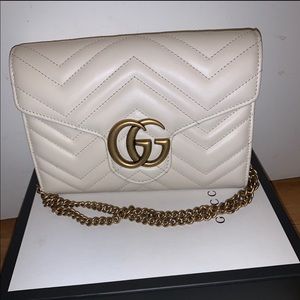 Authentic Gucci Handbag Cream with Gold Hardware